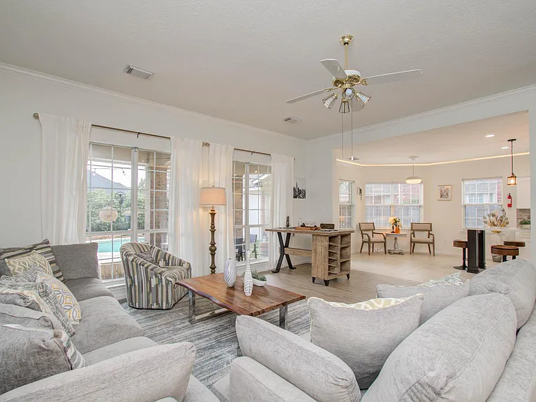 15627 Twisting Springs Dr — Photo 3