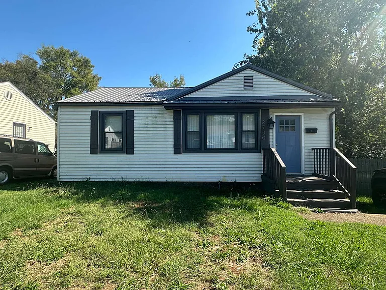 2730 Jefferson Ave — Photo 11