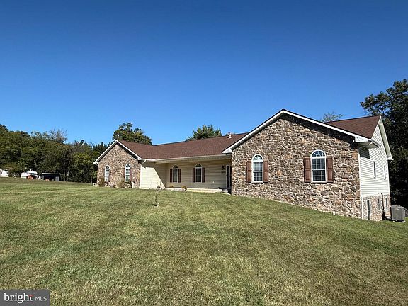 4th image of 1286 Three Run Rd