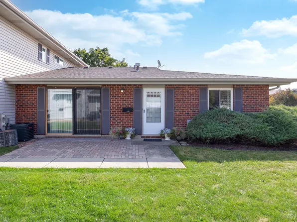 1113 Stoughton Ct #1113, Schaumburg, IL 60194