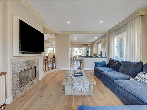 3rd image of 8225 Horseshoe Bend Ln