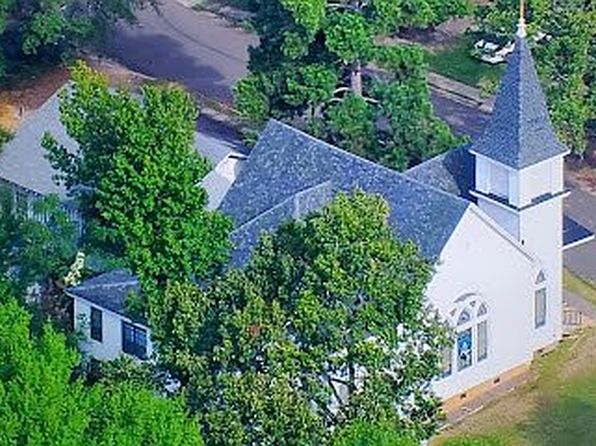 500 Church St, Stamps, AR 71860