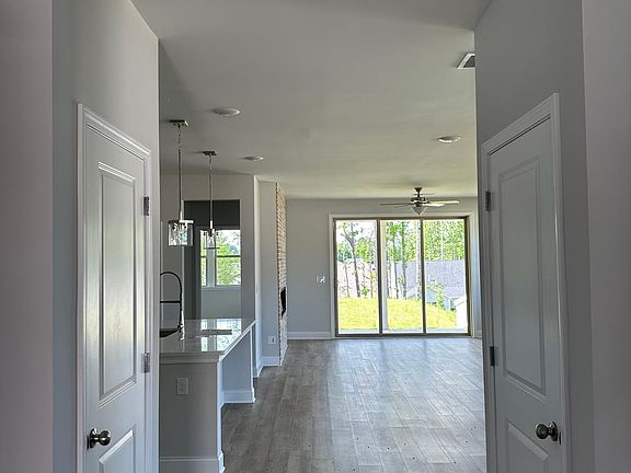 2nd image of 373 Caledonia Ct