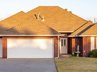 11908 Copper Trails Ln, Oklahoma City, OK 73170
