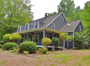 3879 Lick Creek Rd, Linden, TN 37096