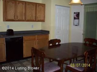 208 Washington Cir, La Grange, KY 40031