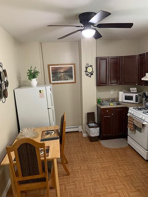 2nd image of 6022 Broadway APT 1