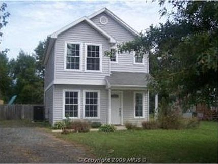 Colonial in Denton, MD