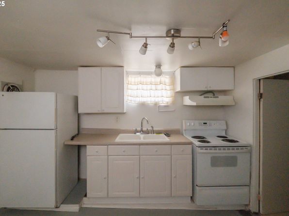 portland-oregon-176559619 picture