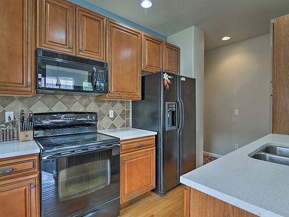 5th image of 1625 Metropolitan Dr Unit C
