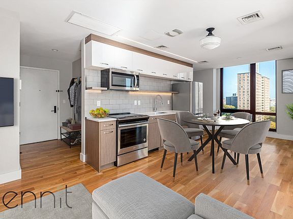 4th image of 31 Debevoise St #12G