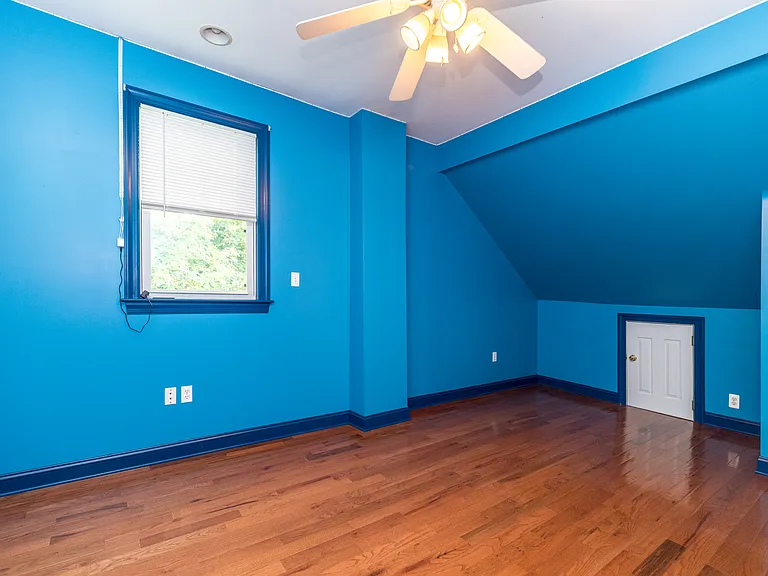2477 Walnut St — Photo 41