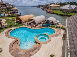 13720 Falcon Landing Dr, Montgomery, TX 77356