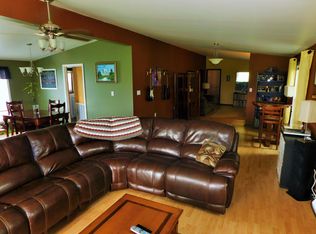 9272 Fairview Dr, Northville, MI 48167