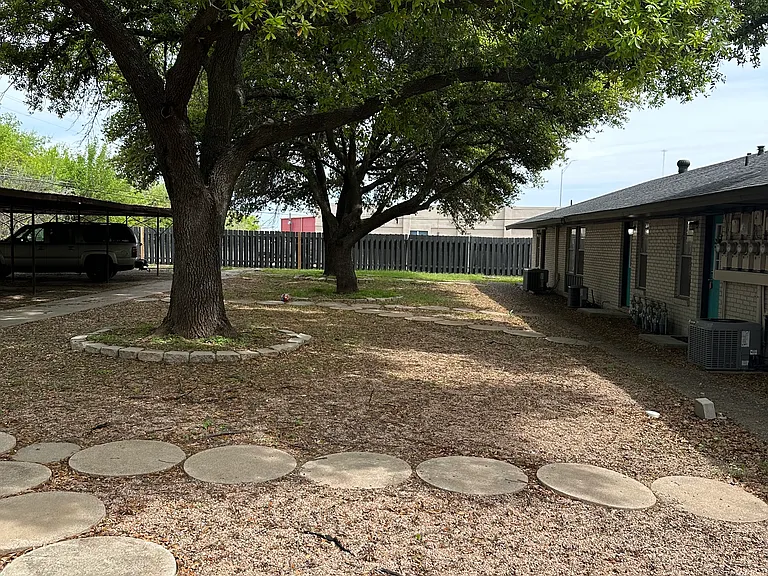 2030 Menard Hwy #3 — Photo 10