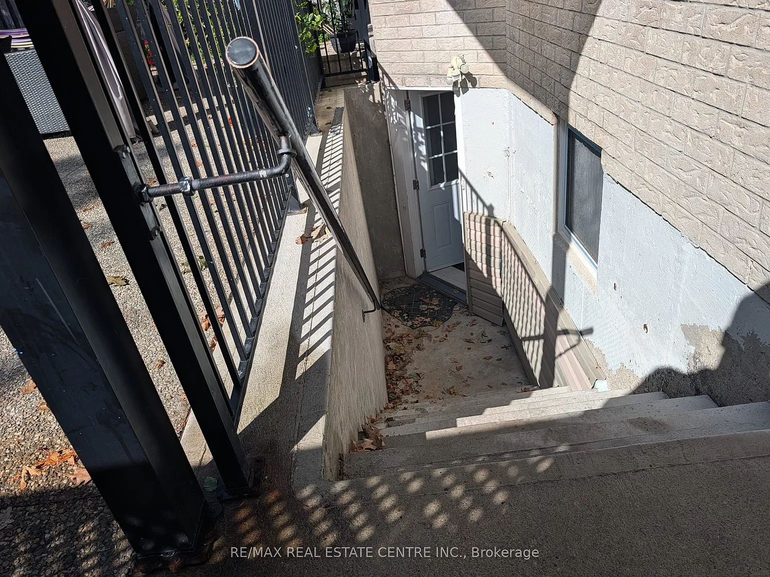 2 bed, $1,800 — Photo 2
