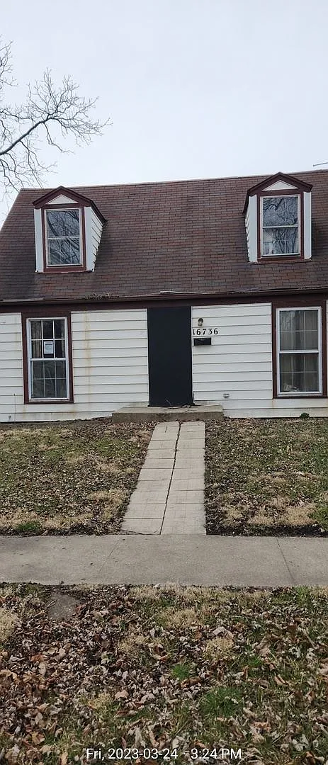16736 Head Ave photo 1