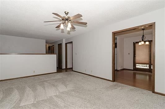 3rd image of 1313 Bluestem Dr