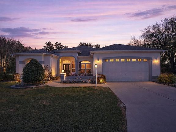 2nd image of 2983 Saint Thomas Ln