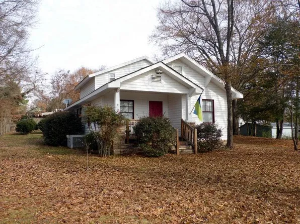 804 W South Broad St, Walhalla, SC 29691