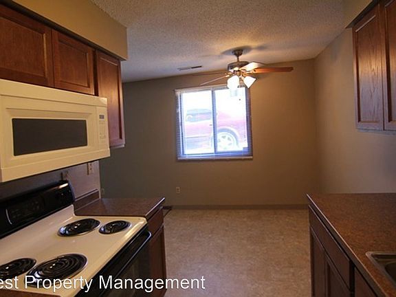 4th image of 868 Boston Way APT 2