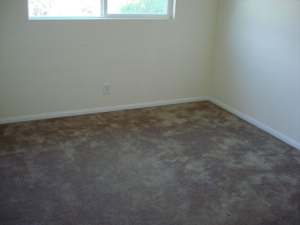 2nd image of 461 W 8th St