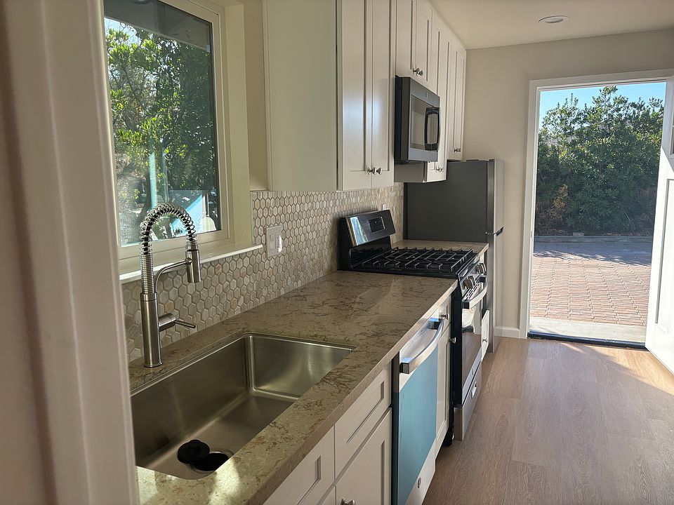 1st image of 1481 Balboa St #1