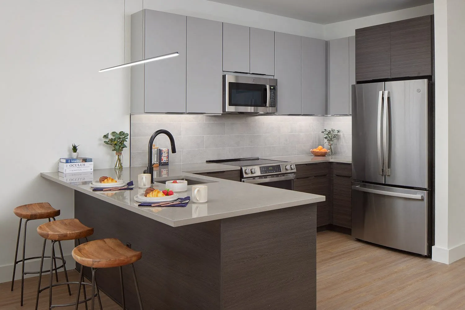 Glassworks Apartments — Photo 3