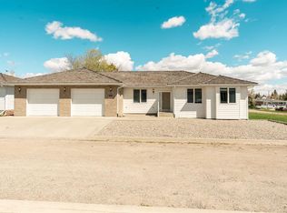 258 S 2a St W, Magrath, AB T0K1J0