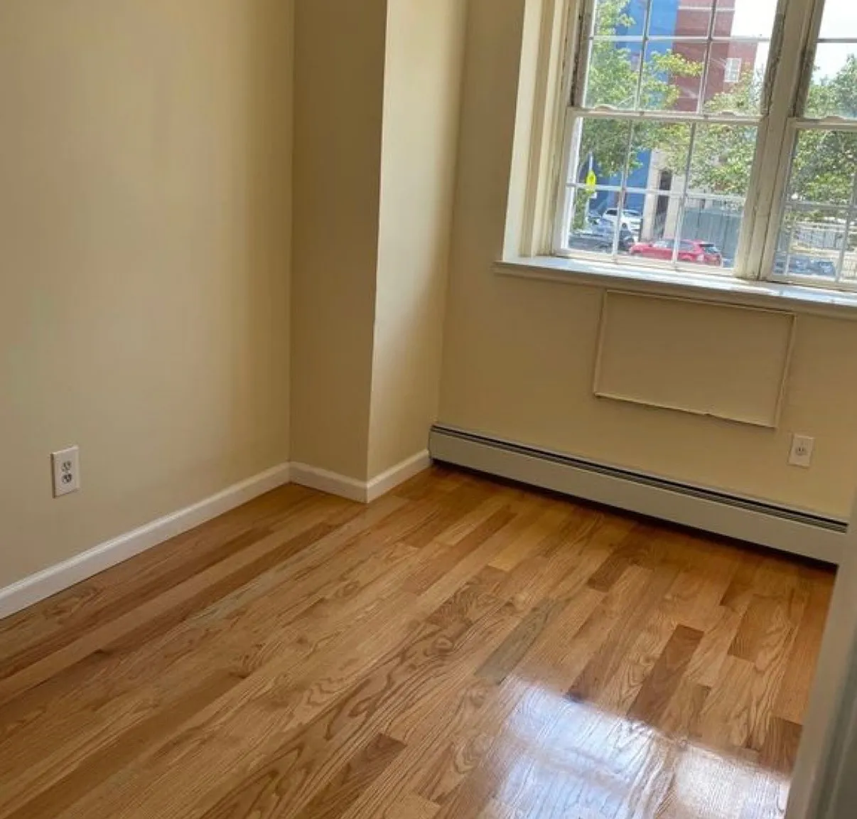 3 bed, 800 sqft, $2,900 — Photo 4