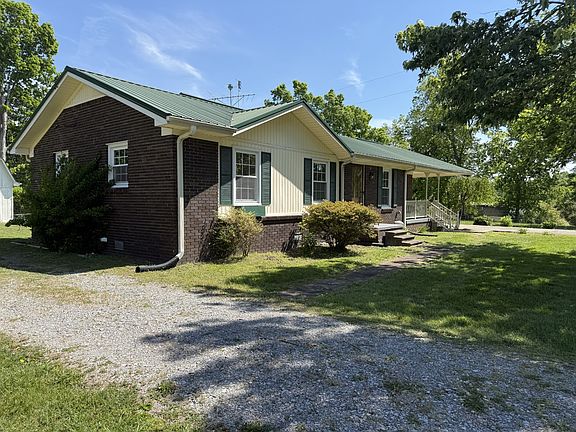 2nd image of 2119 Stevens Dr