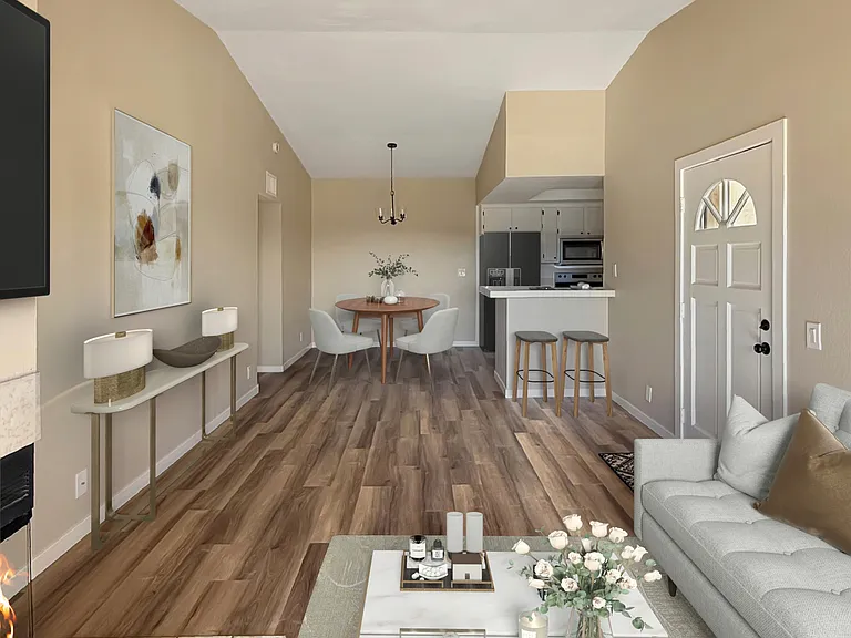 2425 Cranston Dr #212 — Photo 1