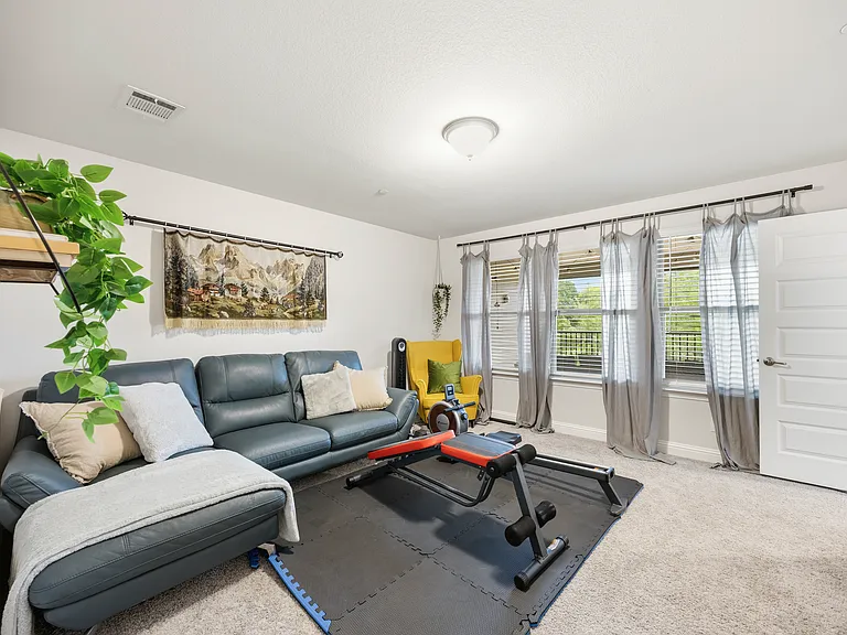 7833 Bayside Dr — Photo 13