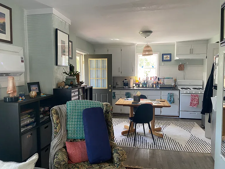 208 Meade Ave — Photo 14