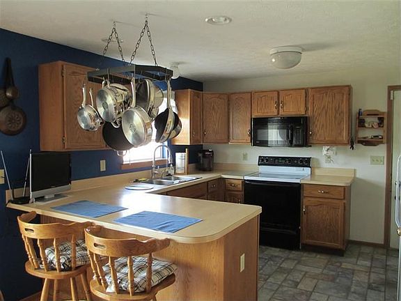 5th image of 14717 Providence Pike