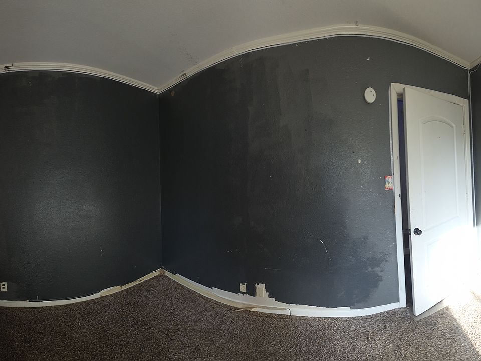 2nd image of 704 Stewart St
