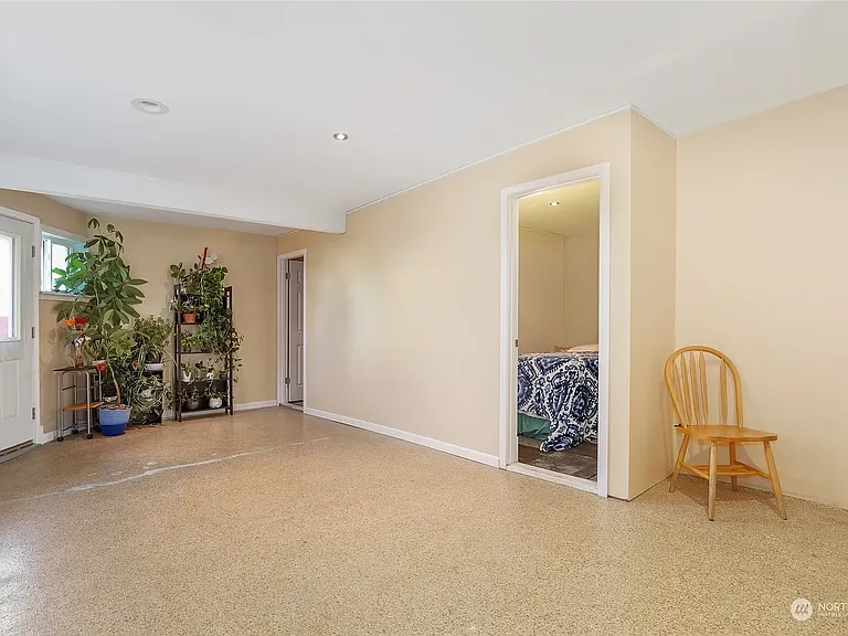 3540 S 200th St — Photo 12