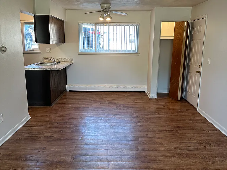 4122 Alpha St — Photo 12
