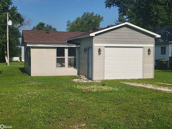 2nd image of 608 N Lincoln Ave