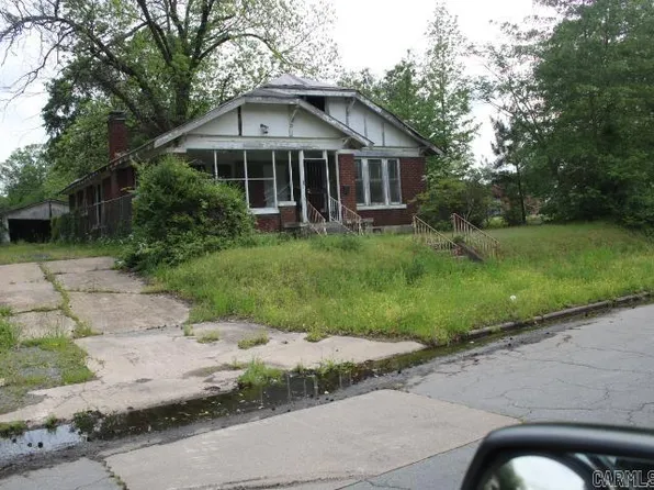 1612 W 15th Ave, Pine Bluff, AR 71603