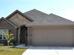 8721 Regal Royale Dr, Fort Worth, TX 76108