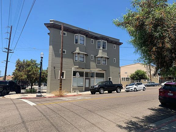 2nd image of 940 S 26th St #C