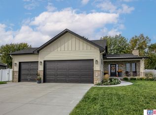 1223 S 88th St, Lincoln, NE 68520