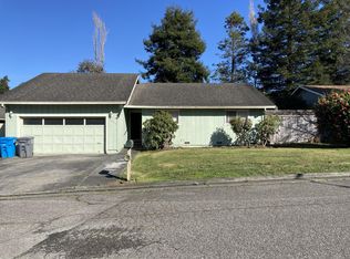 5837 Christopher Dr, Eureka, CA 95503