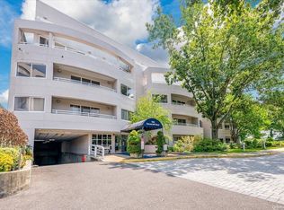 100 Cuttermill Rd APT 5K, Great Neck, NY 11021