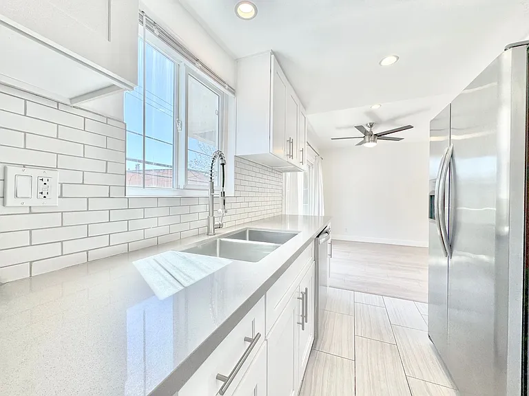8616 Whitworth Drive — Photo 8