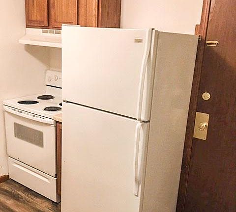 3rd image of 13575 Kenwood Dr