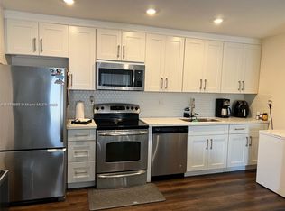 4460 NW 79th Ave APT 2A, Doral, FL 33166