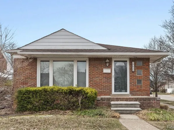 15629 Oceana Ave, Allen Park, MI 48101