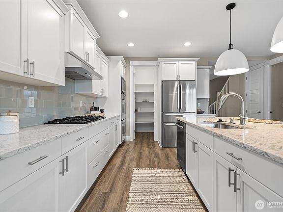 4th image of 4853 Castleton Road SW